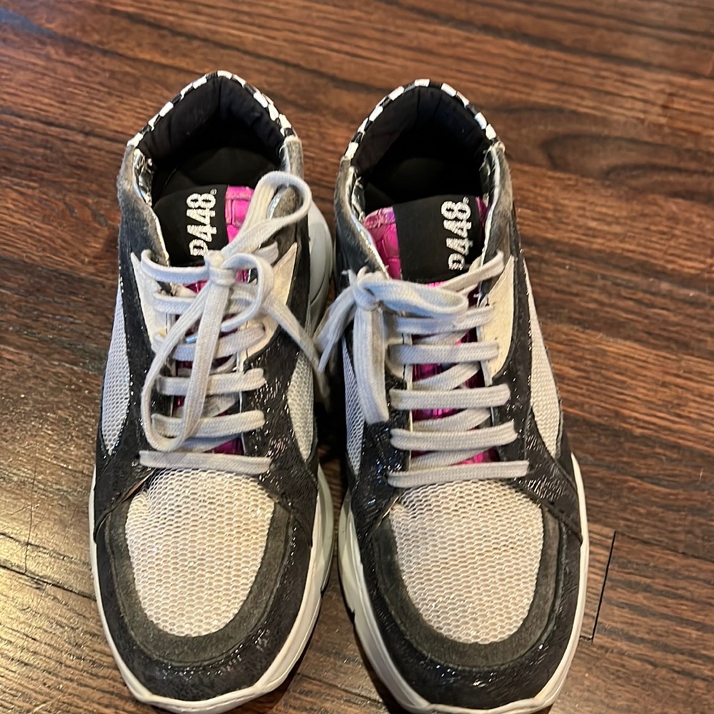 P448 barely worn size 38
